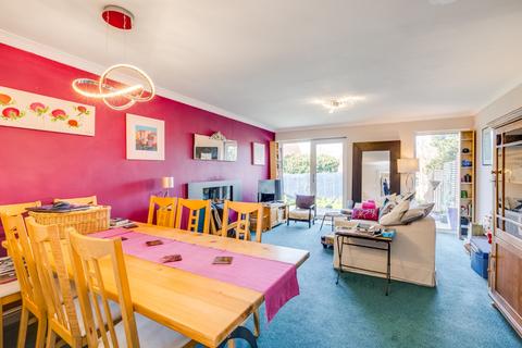 3 bedroom end of terrace house for sale, Bunyan Close, Pirton, Hitchin, Hertfordshire, SG5