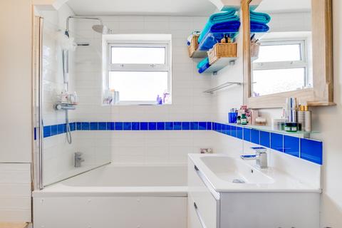 60 Bunyan Close, Pirton, Hitchin, SG5 3RE