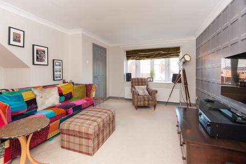 4 Butterhall Close, Whitwell, Worksop, S80 4NH