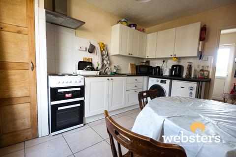 3 bedroom terraced house to rent, Wycliffe Road, Norfolk NR4