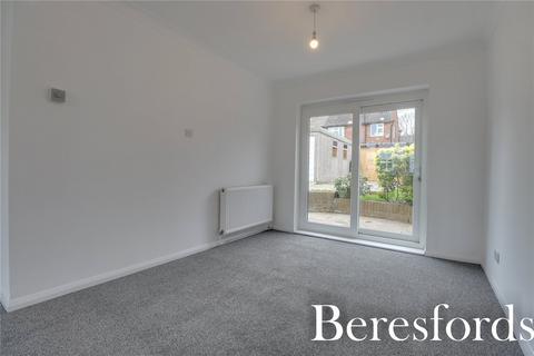 1 Wid Close, Hutton, Brentwood, CM13 1JQ