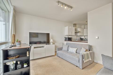 1 bedroom flat to rent, Argento Tower, London SW18