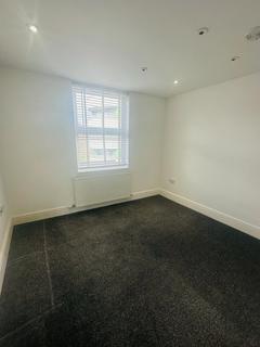 2 bedroom flat to rent, High Road Leyton, London E10