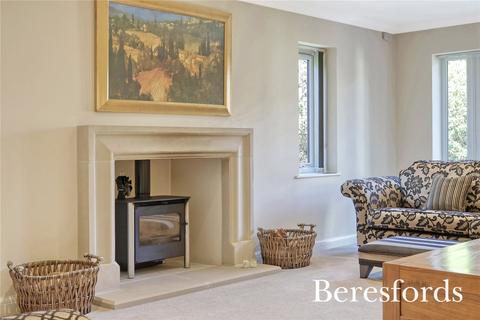 22 Mill Road, Burnham-on-crouch, CM0 8PZ