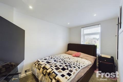 41 Staveley Road, Ashford, TW15 1TF
