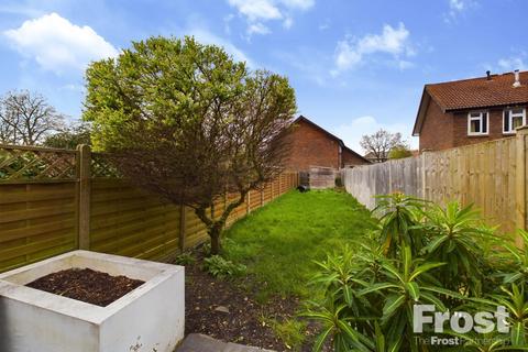41 Staveley Road, Ashford, TW15 1TF