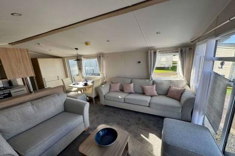 2 bedroom static caravan for sale, Searles Leisure Resort, South Beach PE36