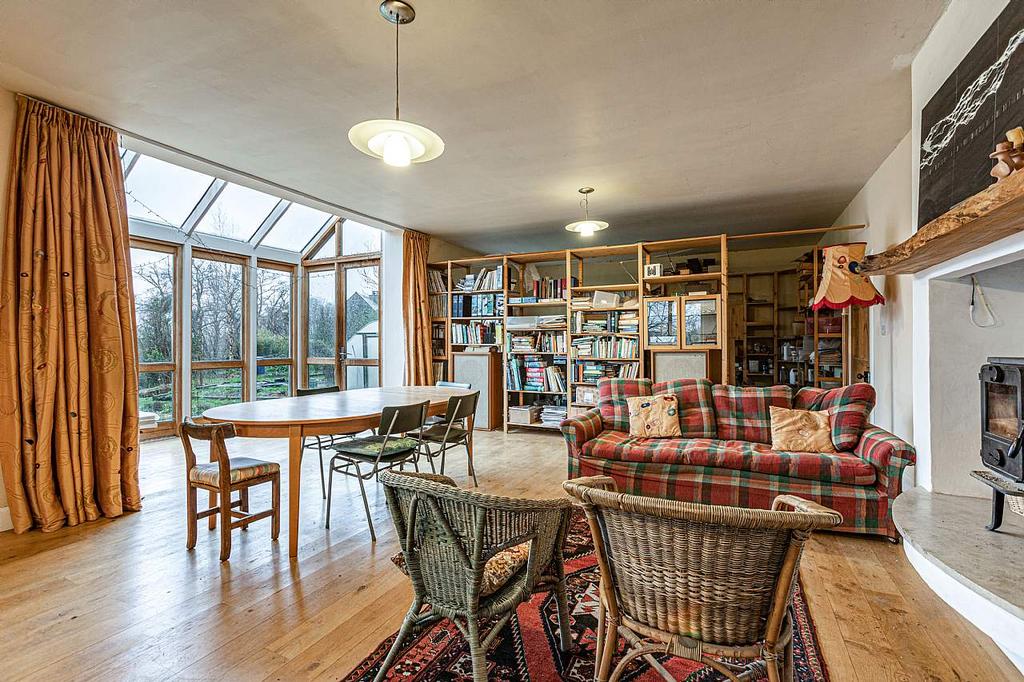 Edenhope, Yarrowford, Selkirk TD7 5JY 2 bed detached house £350,000