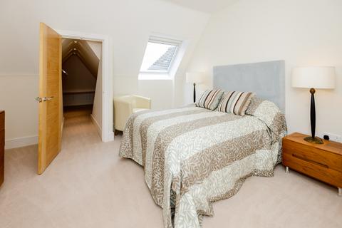 2 bedroom penthouse for sale, Packhorse Road, Gerrards Cross, Buckinghamshire, SL9