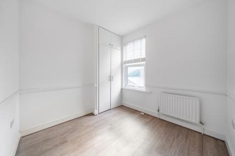 1 bedroom apartment to rent, Wandsworth Road London SW8