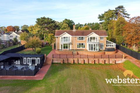 8 bedroom detached house for sale, Borrow Road, Oulton Broad NR32