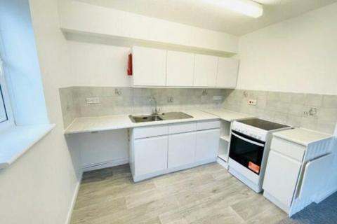 1 bedroom flat to rent, Colbourne Street, Swindon, Wiltshire, SN1 2HB