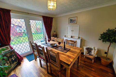 2, Rosemary Court Aikman Lane, Totton, Southampton, SO40 8FT