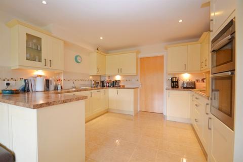 5 Fairview, Lytchett Matravers, Poole, BH16 6FB