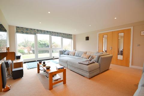 5 Fairview, Lytchett Matravers, Poole, BH16 6FB