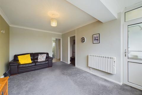1 bedroom flat for sale, Llandaff Court, Downview Road, Worthing, BN11