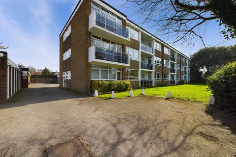 1 bedroom flat for sale, Llandaff Court, Downview Road, Worthing, BN11