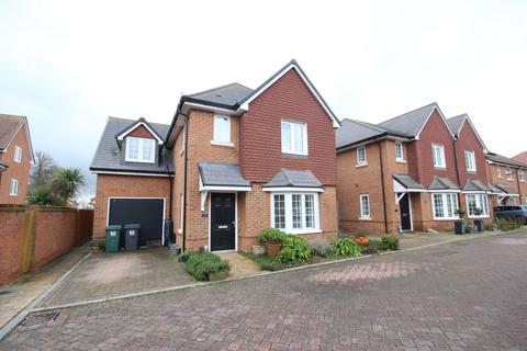 4 bedroom detached house for sale, Robinson Avenue, Barming ME16