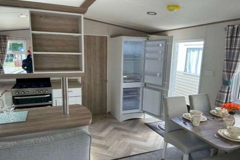 2 bedroom static caravan for sale, PC09, South Beach PE36