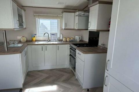 2 bedroom static caravan for sale, PC09, South Beach PE36