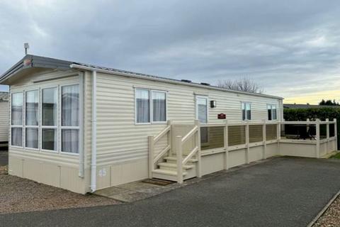 2 bedroom static caravan for sale, CC45, South Beach PE36