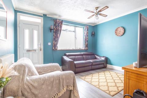 3 bedroom terraced house for sale, Palgrave Road, Great Yarmouth