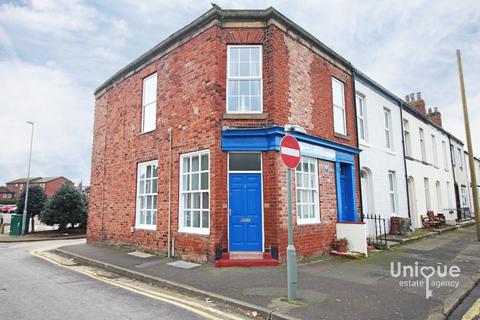 3 bedroom end of terrace house for sale, Kent Street, Custom House Lane, Fleetwood, FY7