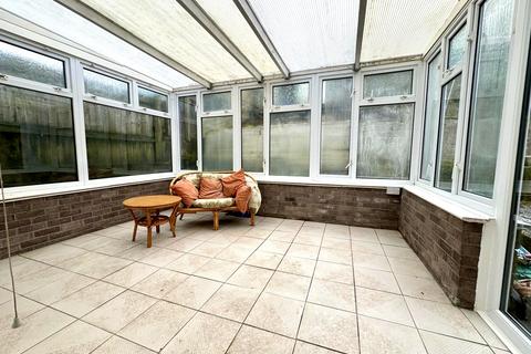 16 Anthony Grove, Abercanaid, Merthyr Tydfil, CF48 1YX