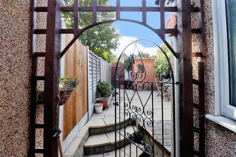 49 Lower Range Road, Gravesend, DA12 2QL