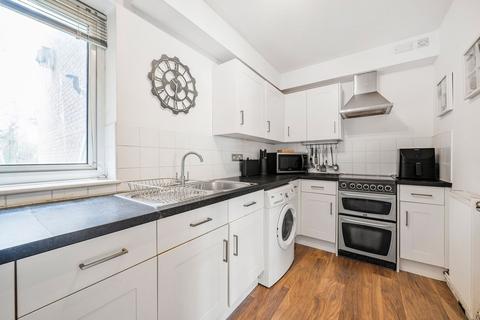 2 bedroom apartment for sale, 2 Parrs Close, South Croydon CR2
