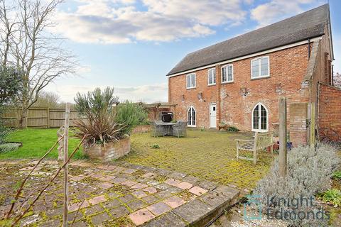 The Oast House Lees Road, Yalding, Maidstone, ME18 6DF