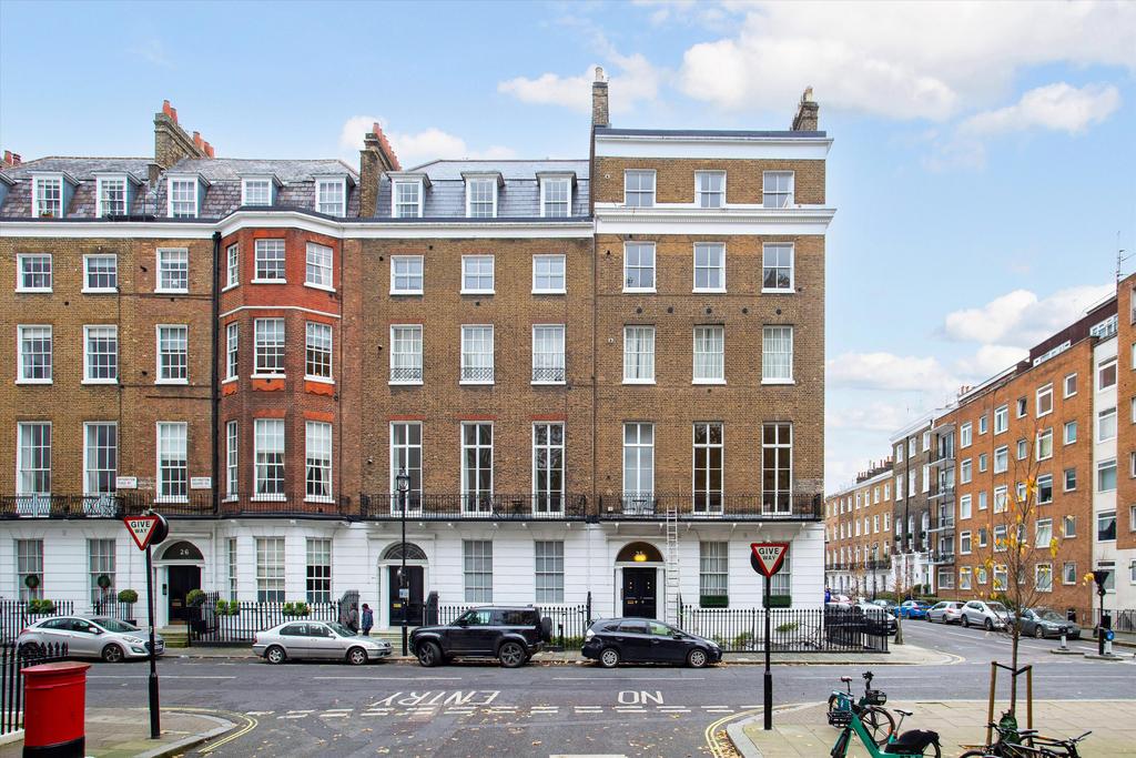 Bryanston Square, London, W1H 2 bed flat for sale £2,250,000