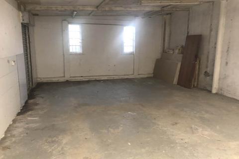 Warehouse to rent, Norwood Road, Southall