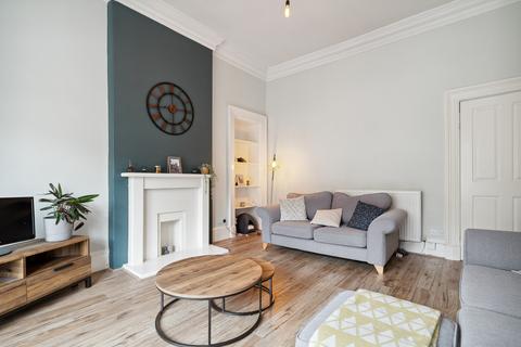 2 bedroom flat for sale, Albert Avenue, Flat 2/2, Queens Park, Glasgow, G42 8RE