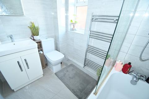1 Minster Way, Slough, SL3 7EU