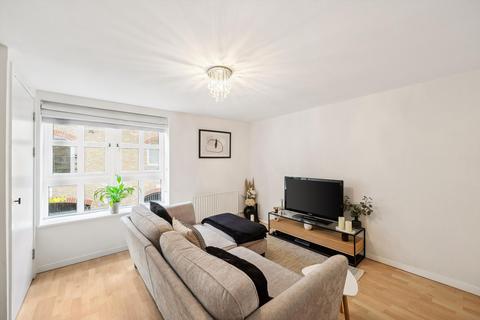 1 bedroom flat for sale, Concordia Wharf, 21 Cold Harbour, London, E14