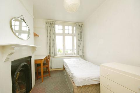 5 bedroom house to rent, Sydenham Road, Guildford, GU1