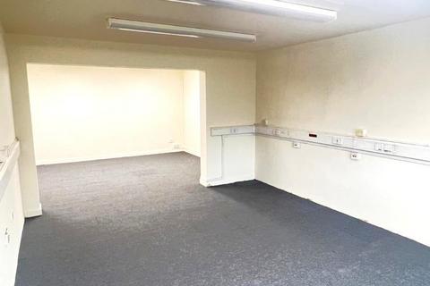 Industrial unit to rent, Westridge Way, Bishops Lydeard, Taunton, Somerset, TA4