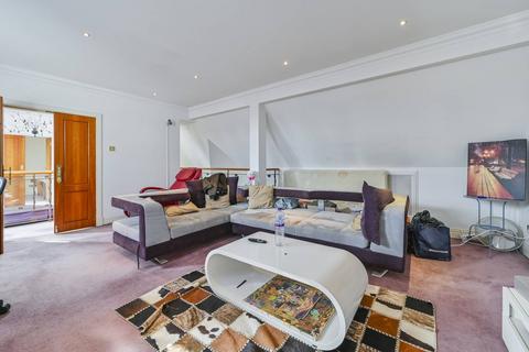 3 bedroom flat to rent, BICKENHALL MANSIONS, W1, Marylebone, London, W1U