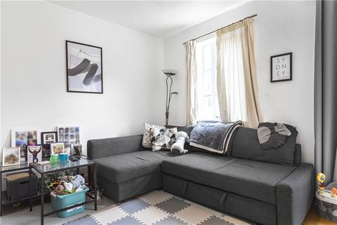9 Roy Square, London, E14 8BY