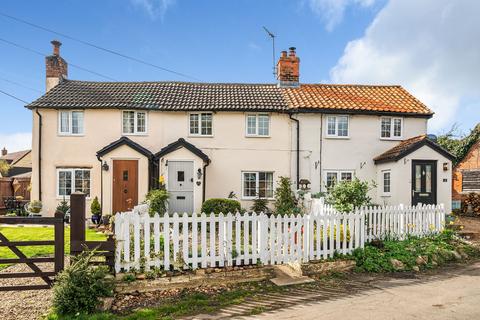 2 bedroom terraced house for sale, Dag Lane, Bedford MK44