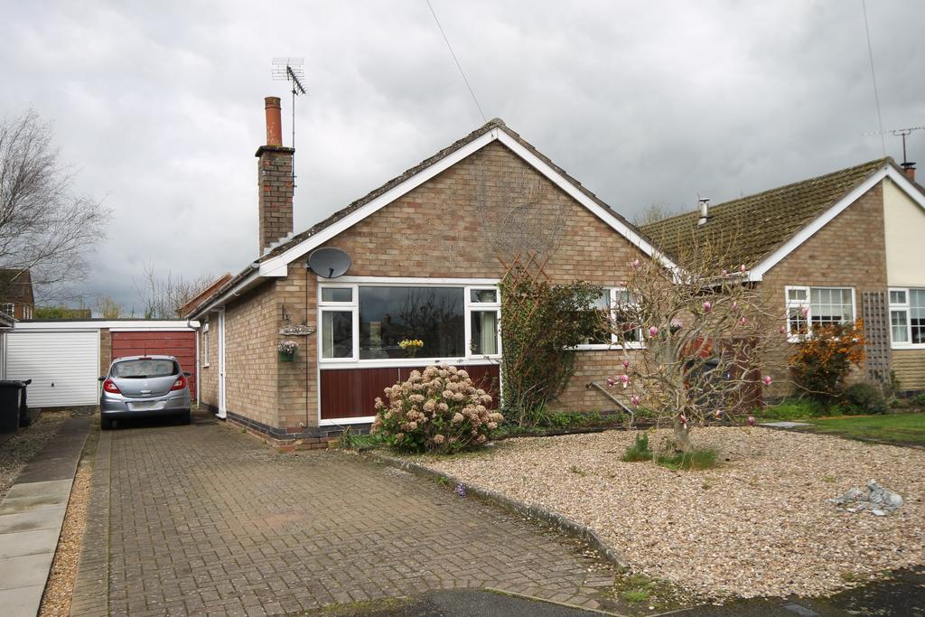 Yelvertoft, Northampton NN6 2 bed bungalow for sale £249,995