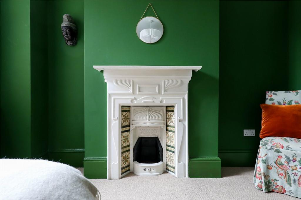 Feature Fireplace