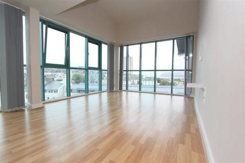 Studio to rent, The Crescent, Plymouth PL1
