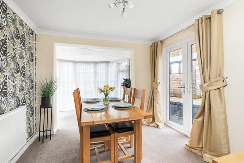 8 Burymead, Codford, Warminster, BA12 0NU