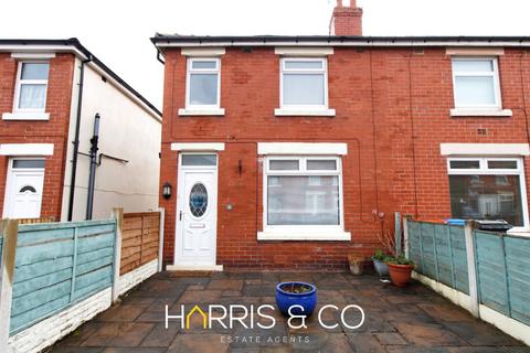 2 bedroom terraced house to rent, Longton Avenue, Thornton-Cleveleys, FY5