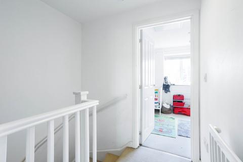 6 Forelle Way, Carshalton, SM5 4BD