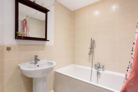 6 Forelle Way, Carshalton, SM5 4BD