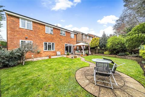 4 bedroom detached house for sale, Freesia Close, Orpington