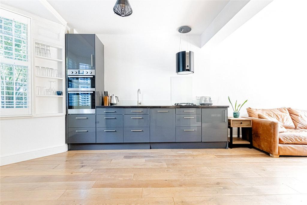 Reception/Kitchen